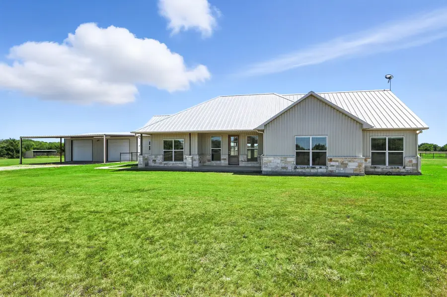 496 Country Road 4730, Leonard, TX 75452 - Image #3