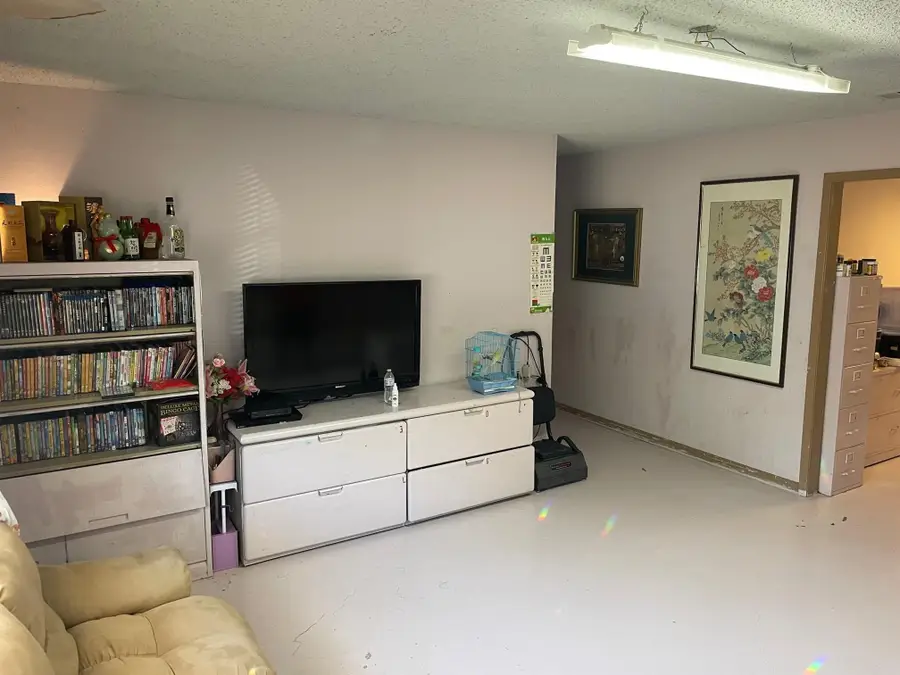 801 E Milam Street, Ennis, TX 75119 - Image #2