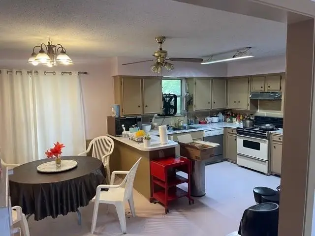 801 E Milam Street, Ennis, TX 75119 - Image #3