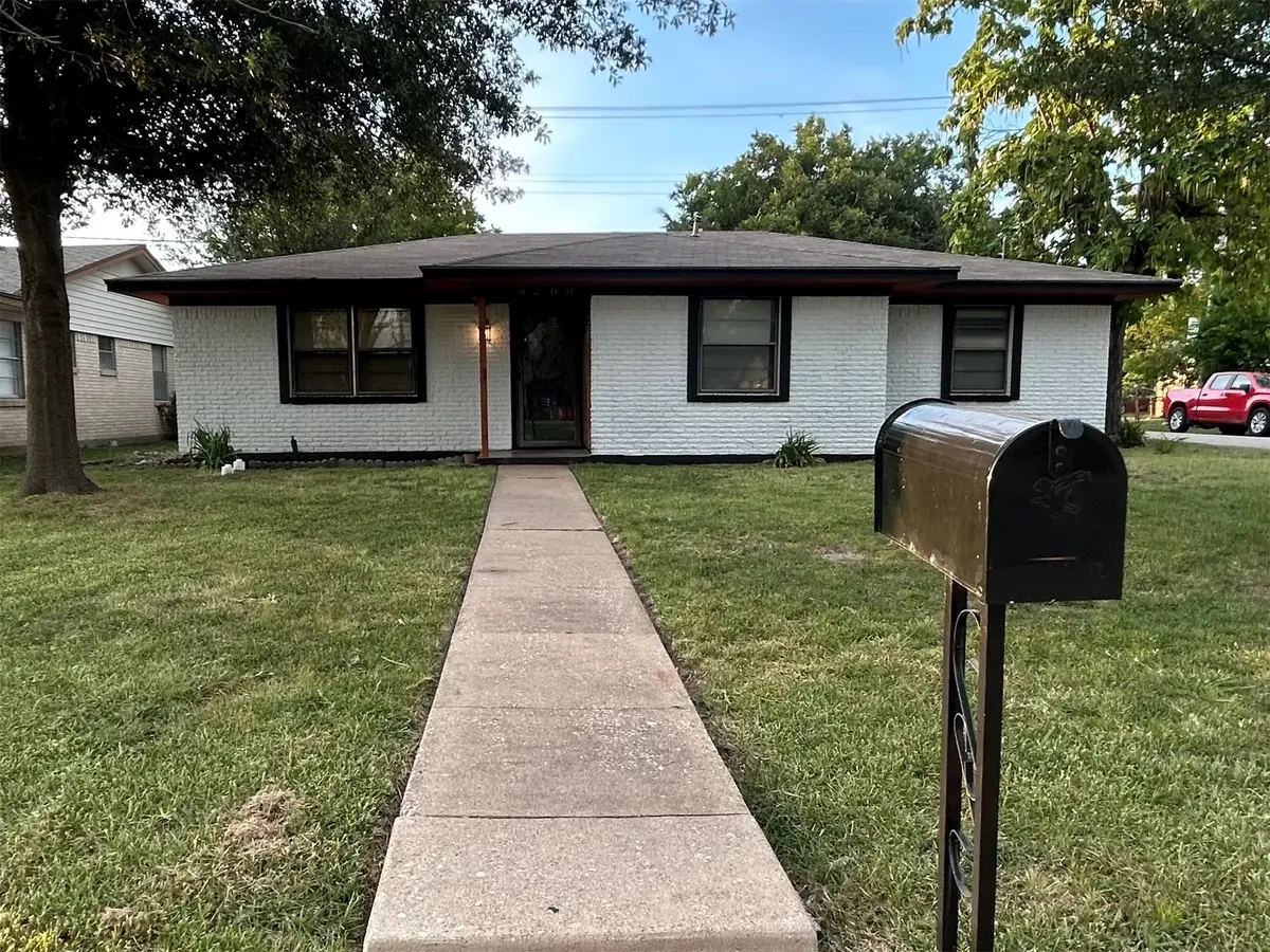 4200 Templeton Street, Greenville, TX 75401 - Image #1