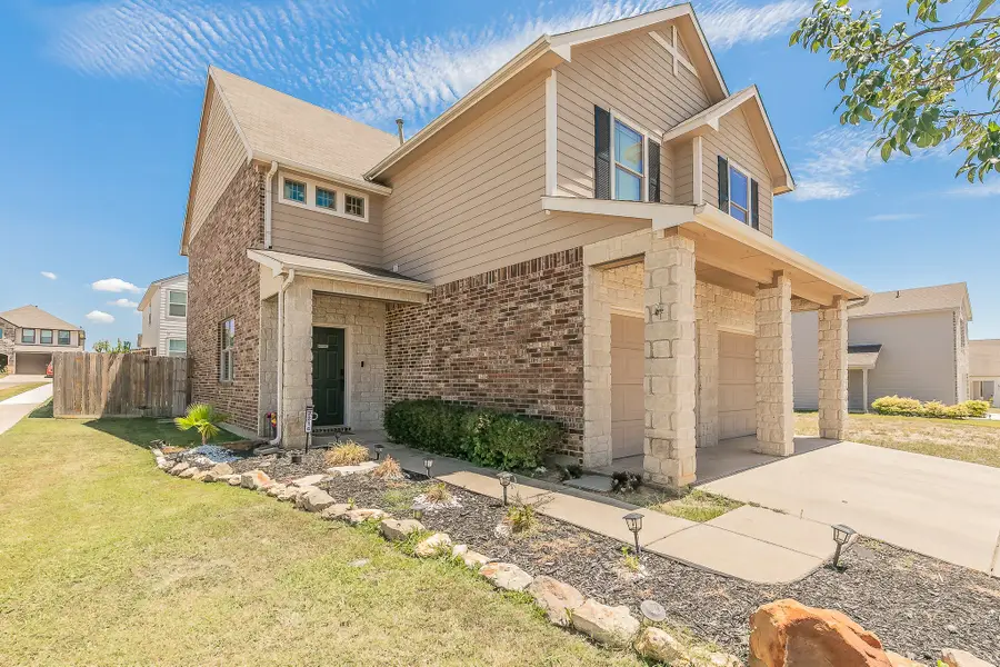 7316 Tin Star Drive, Fort Worth, TX 76179 - Image #2