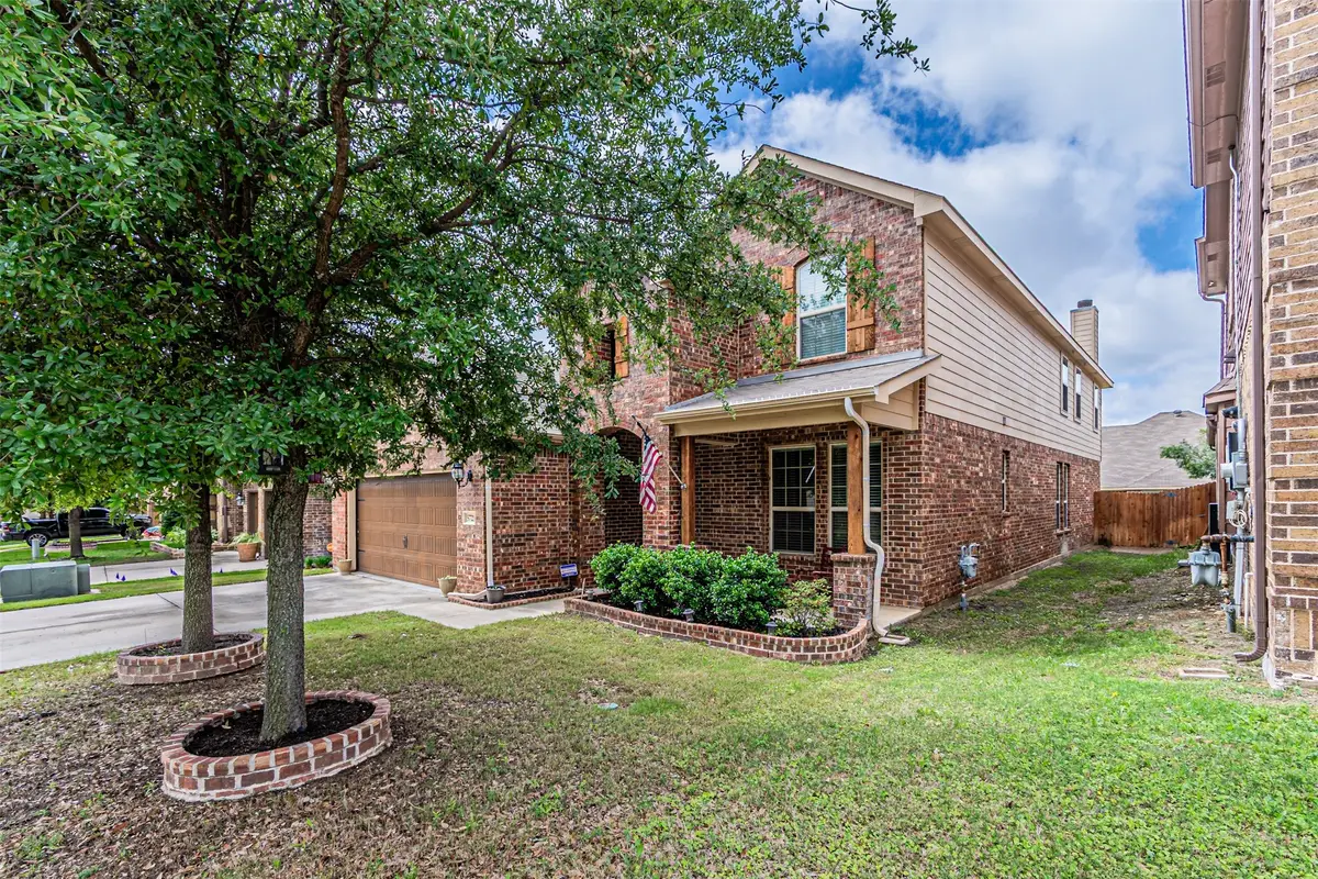 5721 Diamond Valley Drive, Fort Worth, TX 76179 - Image #1