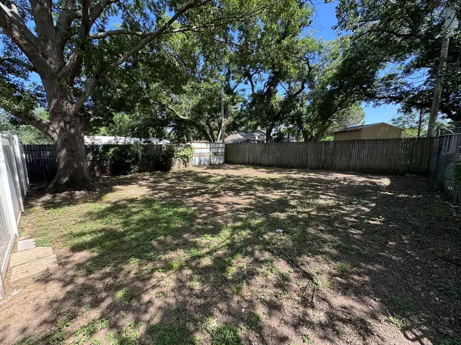 6928 Van Natta Lane, Fort Worth, TX 76112 - Image #3