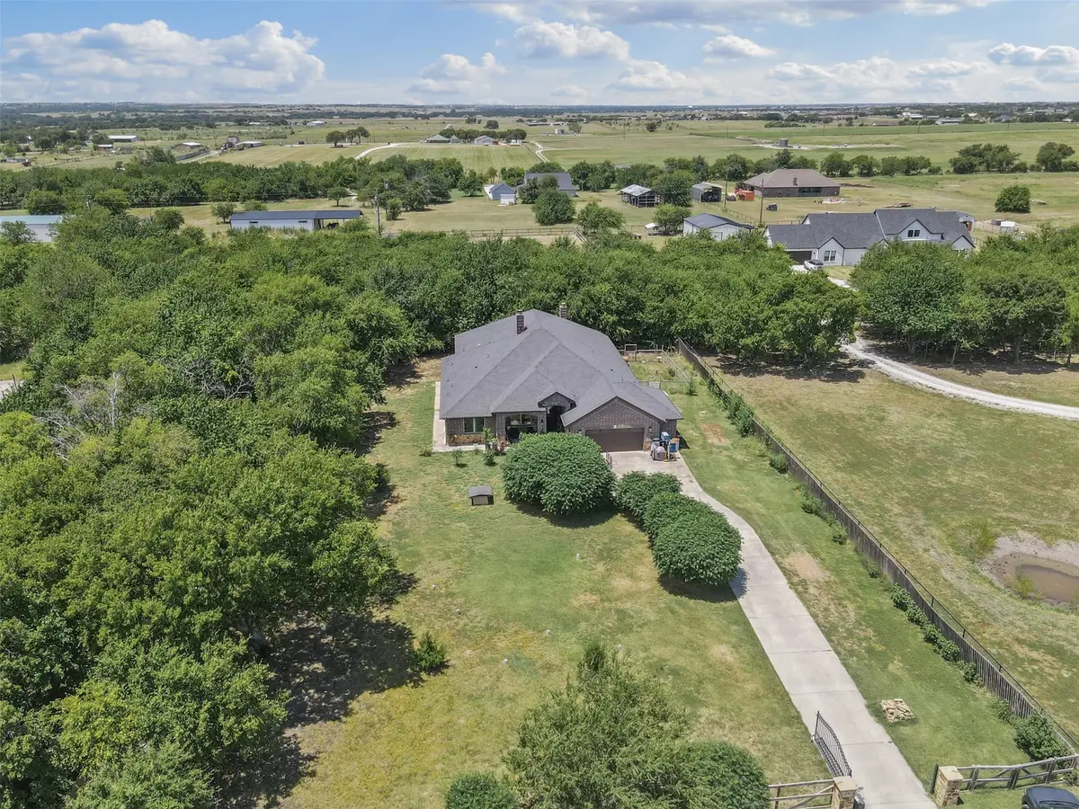 6270 High Mesa Drive, Justin, TX 76247 - Image #1