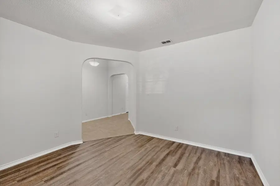 9505 Cypress Lake Drive, Fort Worth, TX 76036 - Image #3