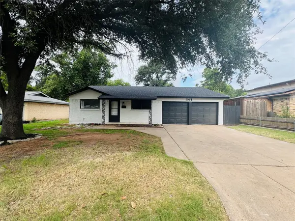 849 Russell Lane, Bedford, TX 76022