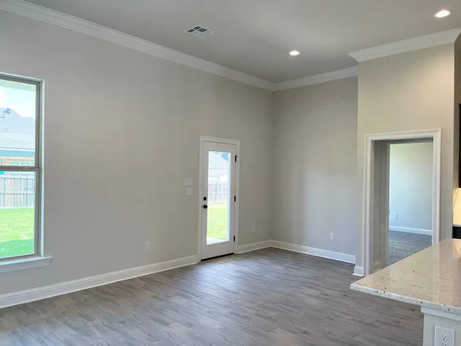 277 Woodcrest Drive, Stonewall, LA 71078 - Image #3