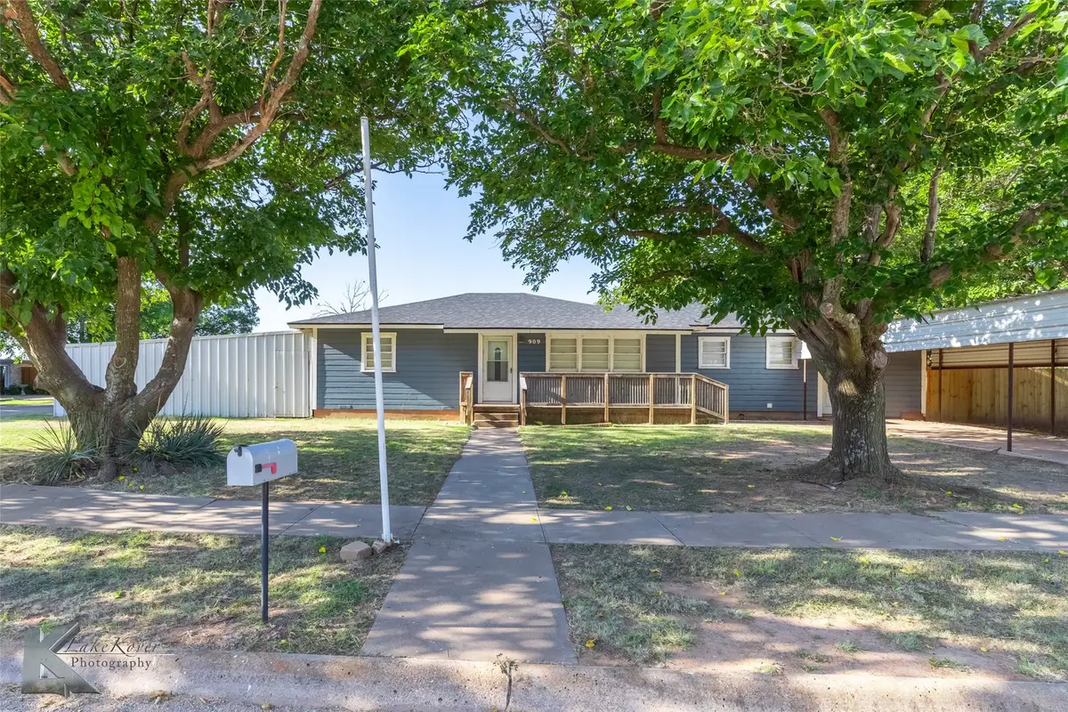 909 SE 5th Street, Knox City, TX 79529 - Image #1