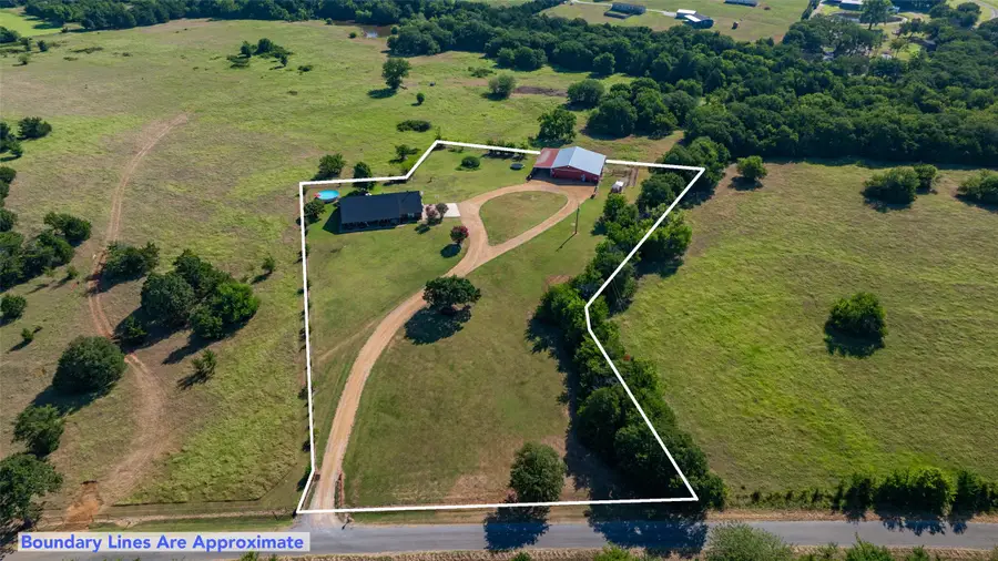 491 Navajo Road, Whitesboro, TX 76273 - Image #3