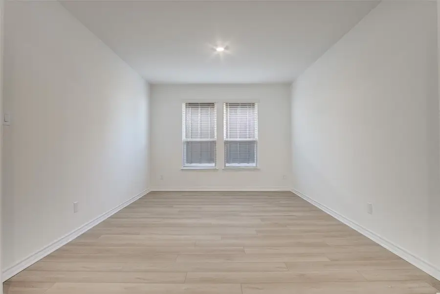 329 Fallbrook Drive, Aledo, TX 76008 - Image #3