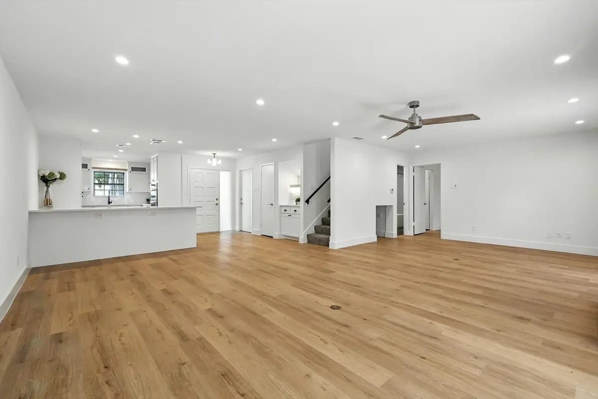 2143 Kessler Court #38, Dallas, TX 75208 - Image #1