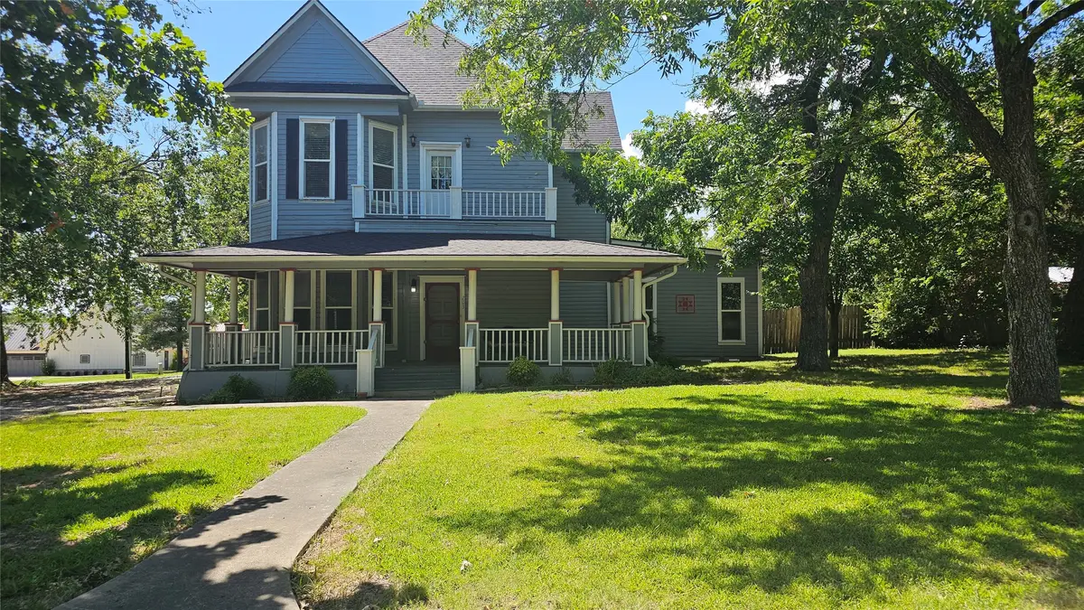 203 Star Street, Bonham, TX 75418 - Image #1