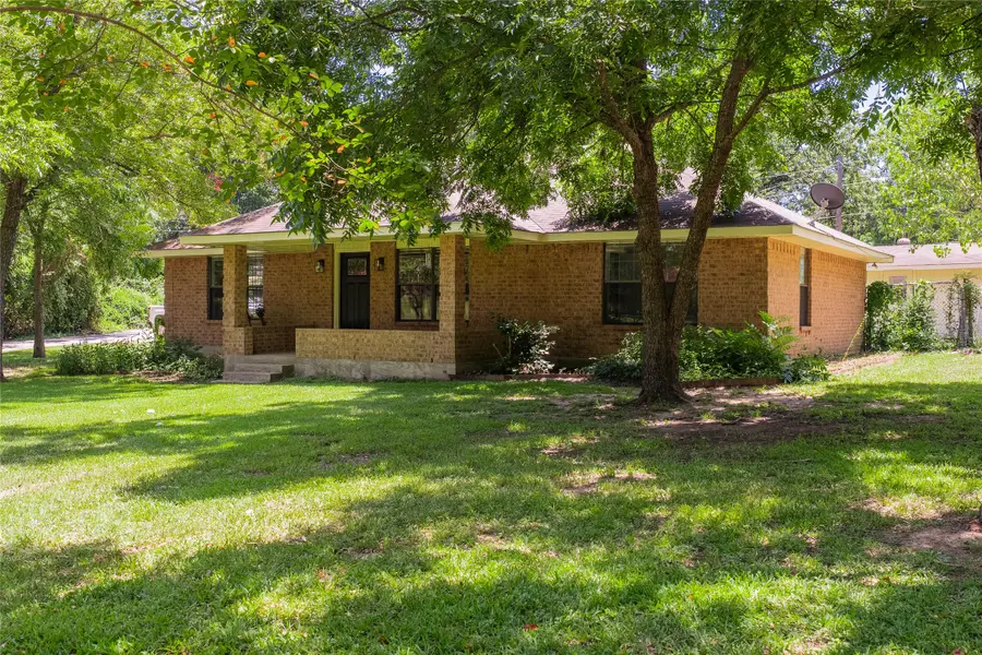 1000 Leaning Oak Drive, Tool, TX 75143 - Image #2