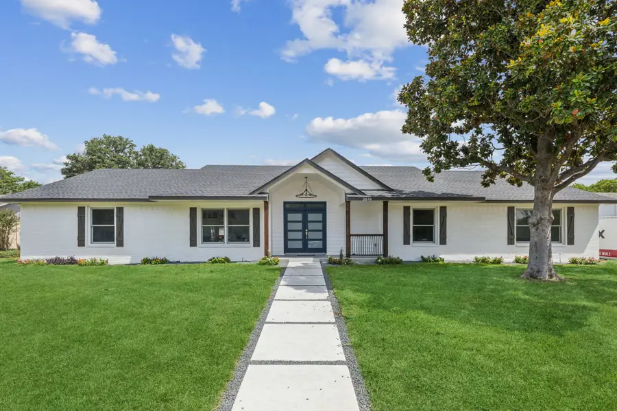 3849 Crown Shore Drive, Dallas, TX 75244 - Image #2