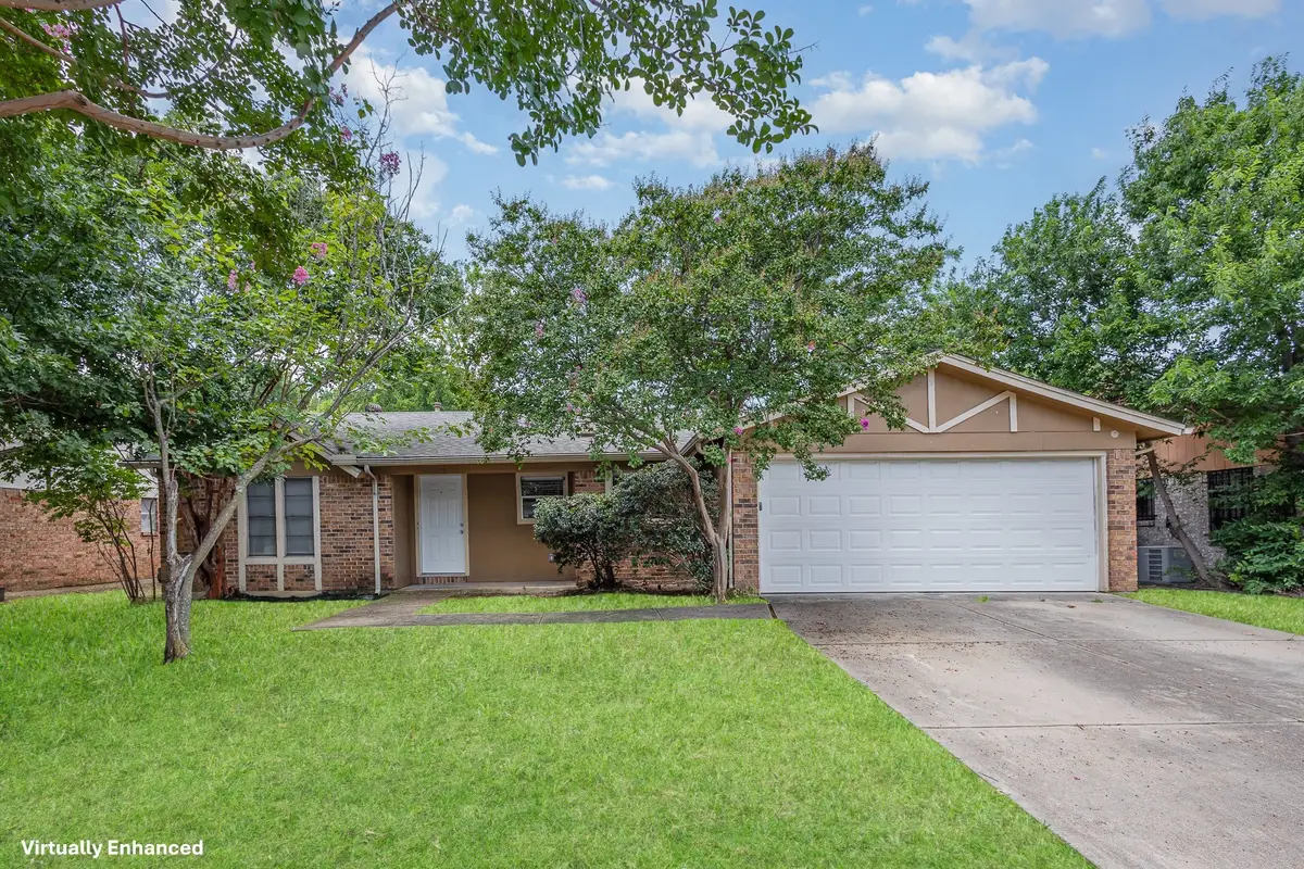 6925 Bennington Drive, Watauga, TX 76148 - Image #1