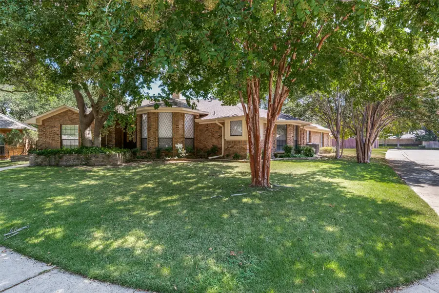 4019 Bobbin Lane, Addison, TX 75001 - Image #2
