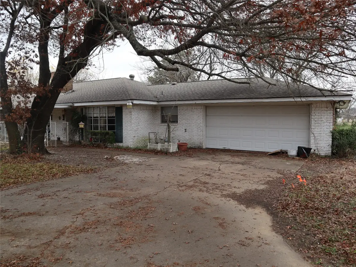 604 E. Highland Road, Ovilla, TX 75154 - Image #1