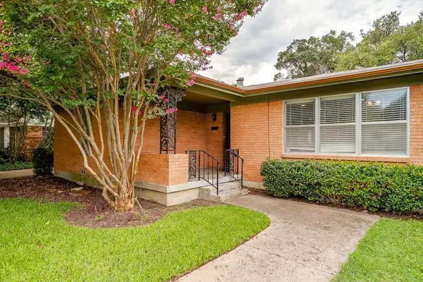 3704 Jeanette Drive, Fort Worth, TX 76109