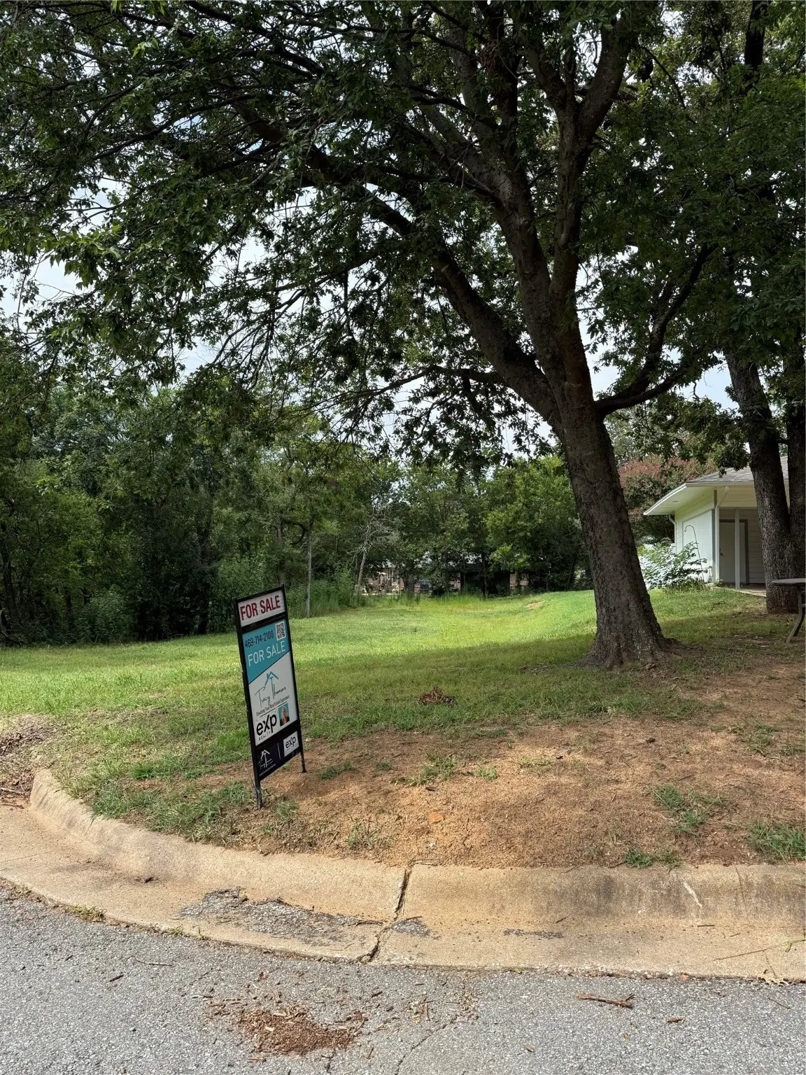 1401 W Texas Street, Denison, TX 75020 - Image #1