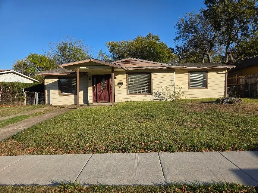 118 Fielding Drive, Mesquite, TX 75149 - Image #1