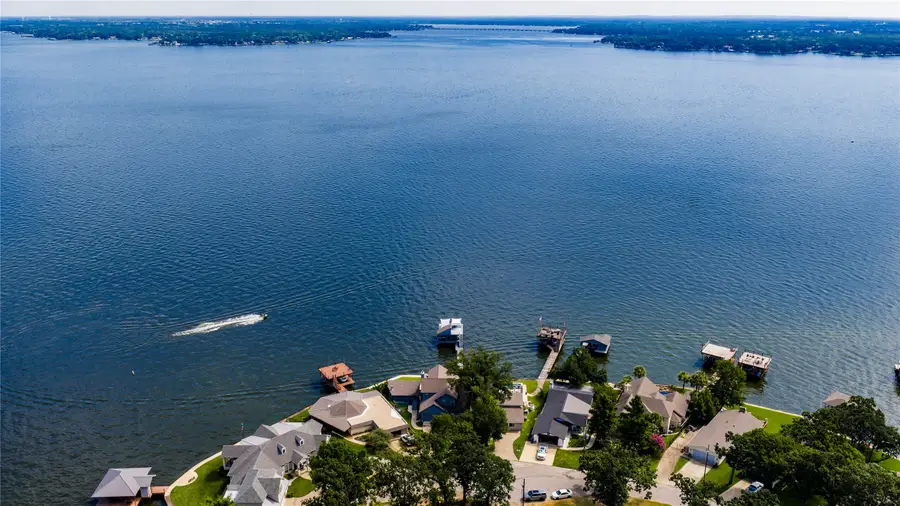 506 Sampan Drive, Tool, TX 75143 - Image #2