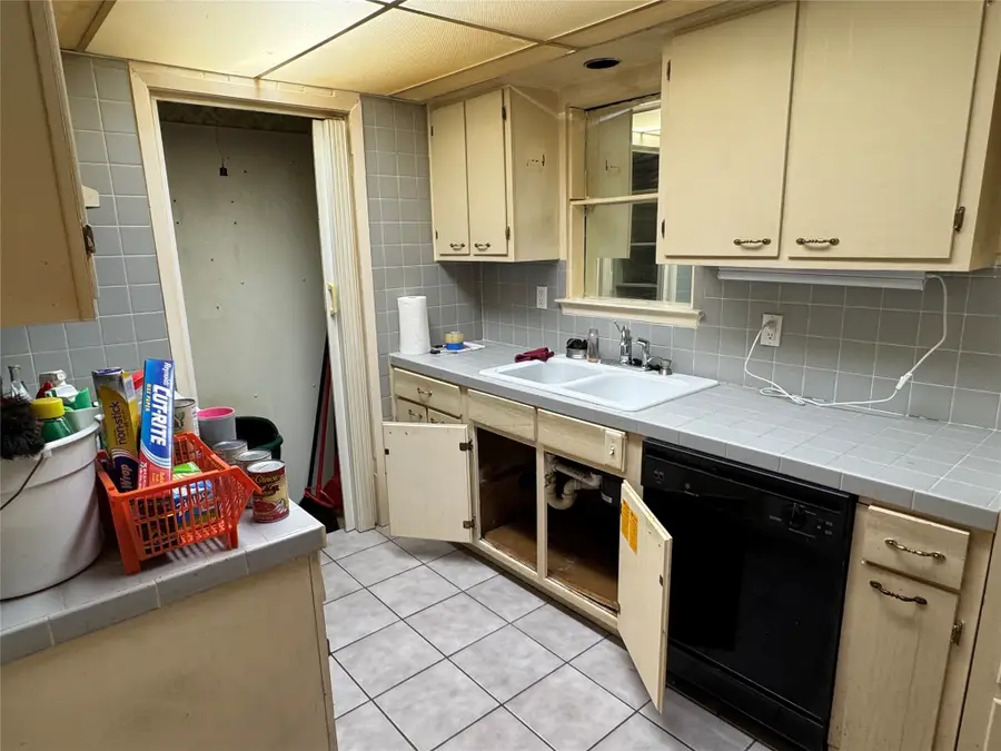 4212 Central Lane, Balch Springs, TX 75180 - Image #3