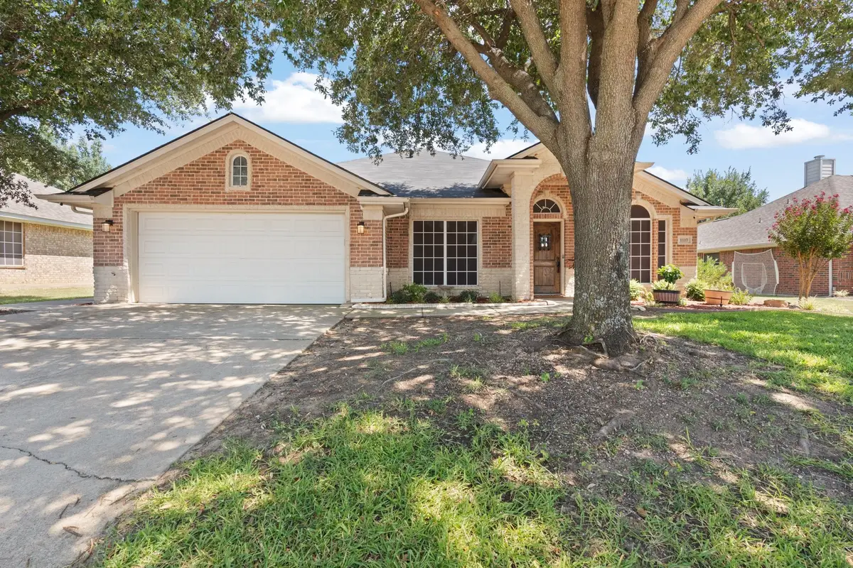 1117 SW Hillside Drive, Burleson, TX 76028 - Image #1