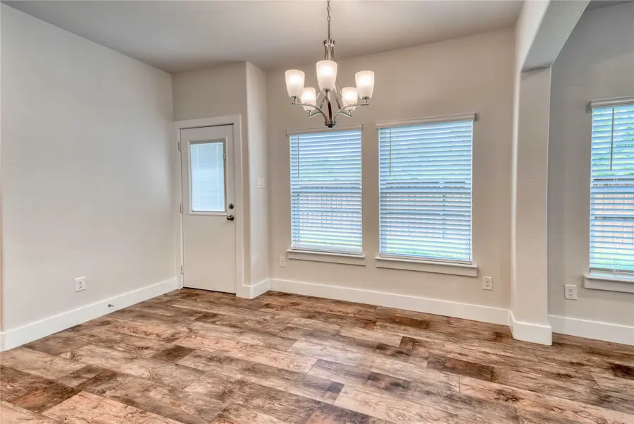 1407 Apricot Lane, Gainesville, TX 76240 - Image #3