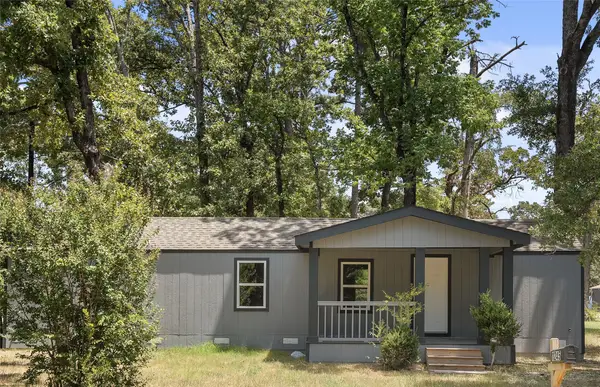 1245 Timberlake Road, Chandler, TX 75758