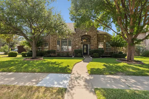 9601 Royal Lytham Drive, Plano, TX 75025