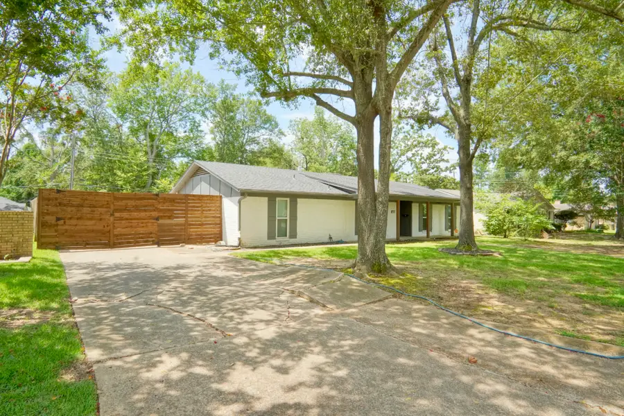 3260 Clark Lane, Paris, TX 75460 - Image #2