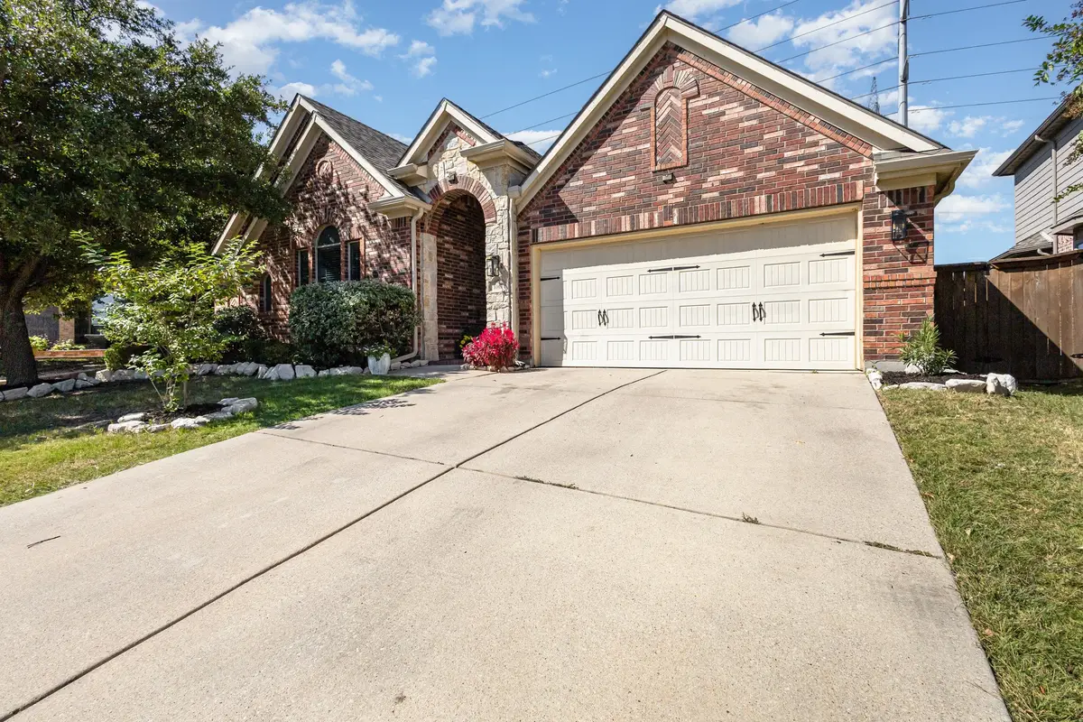 1003 Brighton Street, Roanoke, TX 76262 - Image #1