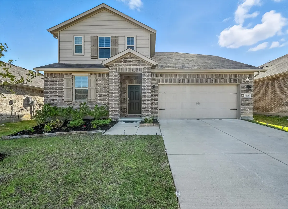 4306 Rowling Way, Crandall, TX 75114 - Image #1