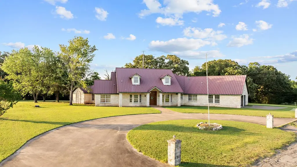 2290 County Road 27300, Honey Grove, TX 75446 - Image #1