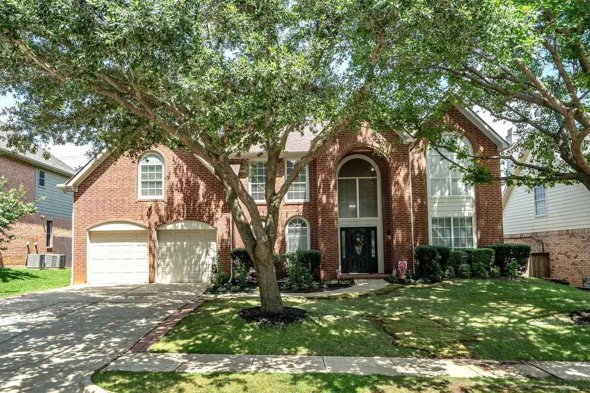 1092 Rosewood Drive, Grapevine, TX 76051 - Image #1