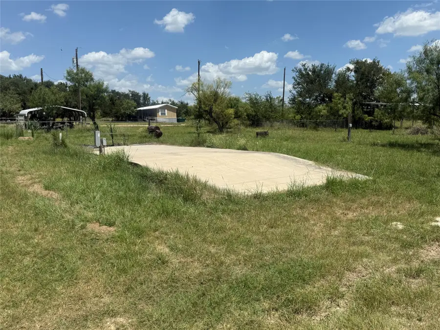 253 N Lakeside Circle, May, TX 76857 - Image #3