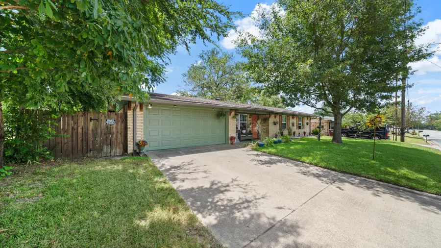 230 Dodson Street, Canton, TX 75103 - Image #2
