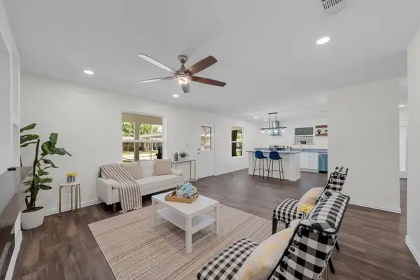 924 E Titus, Mexia, TX 76667