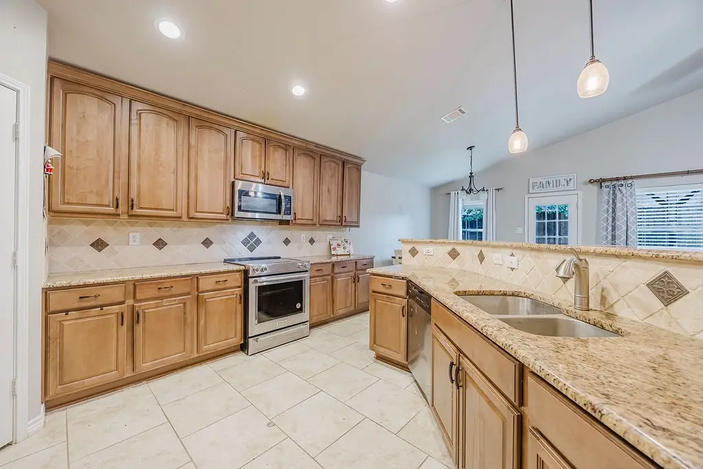 5317 Comanche Wells Drive, McKinney, TX 75071 - Image #1