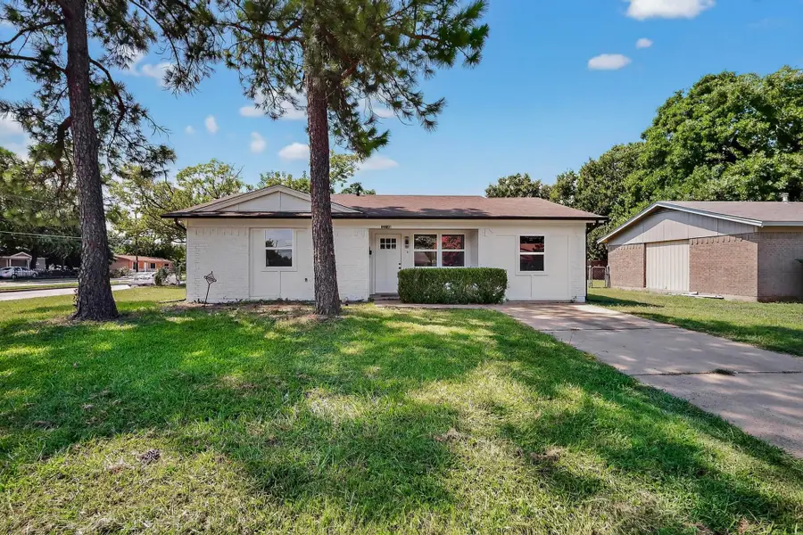 10142 Pebble Valley Lane, Dallas, TX 75217 - Image #2