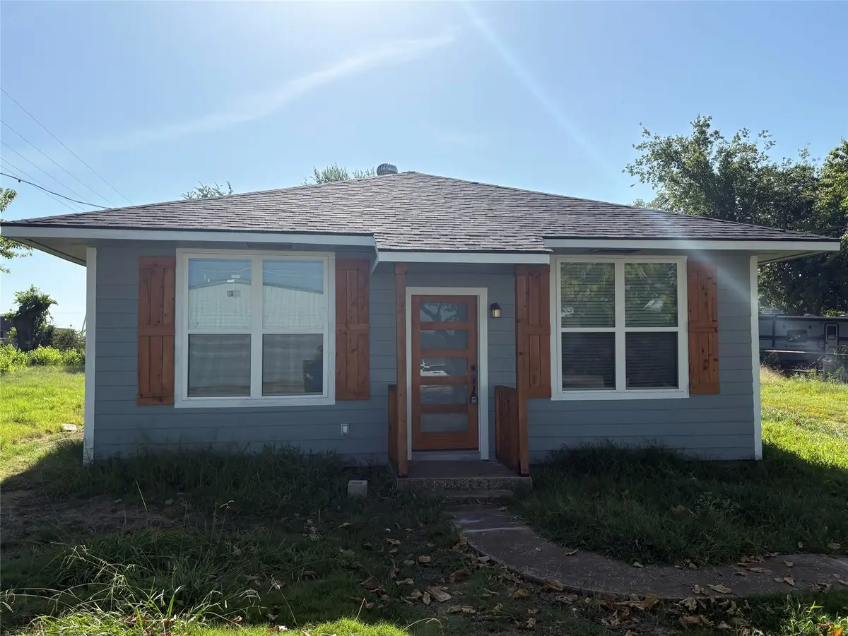 3450 Juanita Drive, Denison, TX 75020 - Image #1