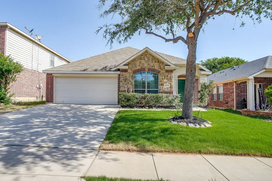 6452 Spring Ranch Drive, Fort Worth, TX 76179 - Image #2