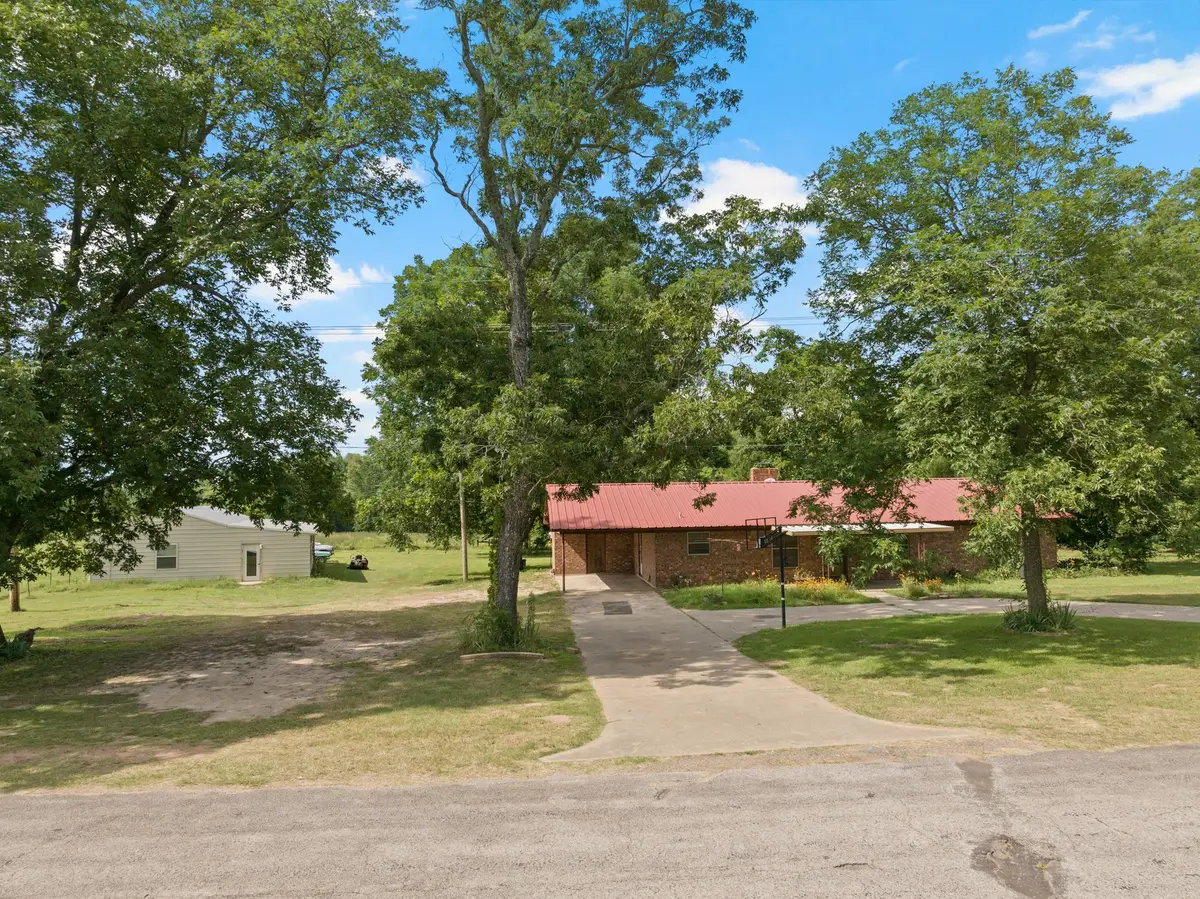 214 Cr 3314, Omaha, TX 75571 - Image #1