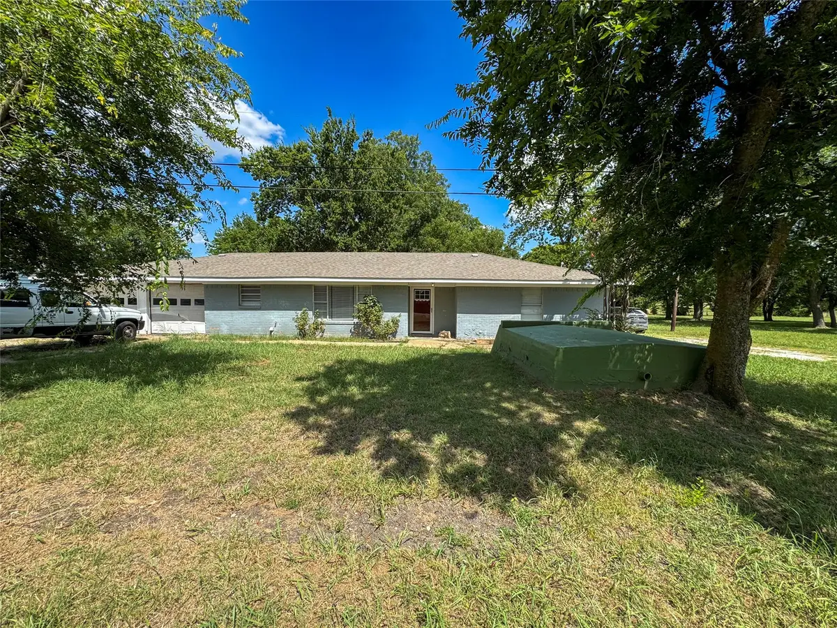 121 S Bois D Arc Street, Bailey, TX 75452 - Image #1