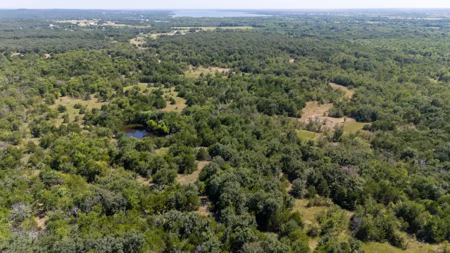 1957 Prairie Grove Road, Valley View, TX 76272 - Image #3