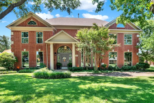 2202 High Point Drive, Carrollton, TX 75007