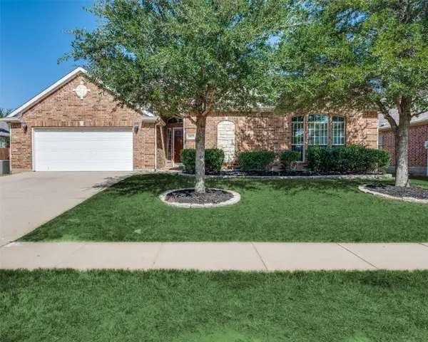 11825 Balta Drive, Fort Worth, TX 76244