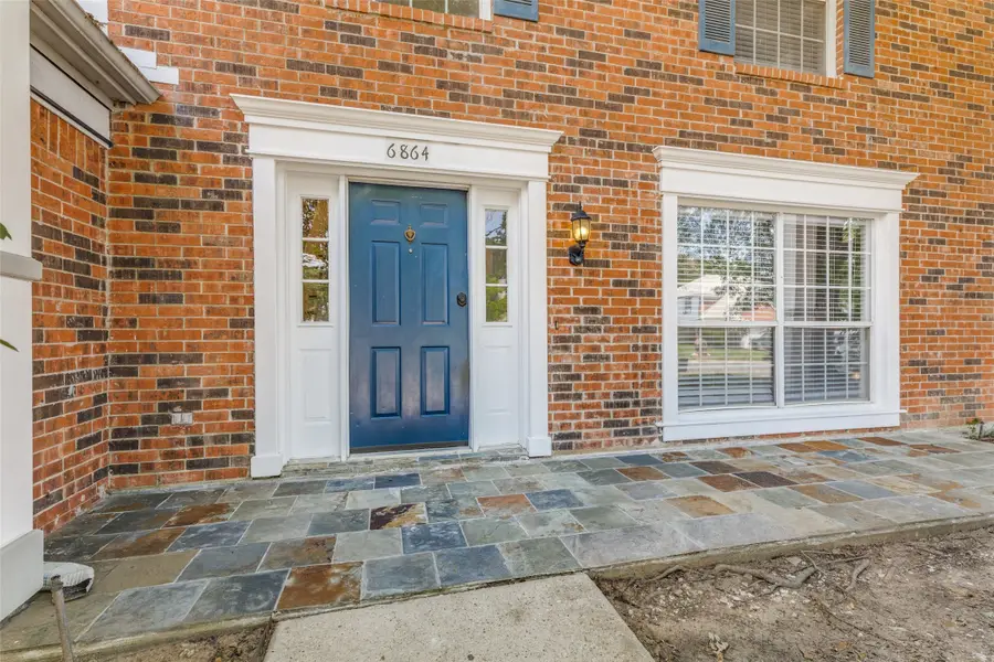 6864 Dogwood Court, North Richland Hills, TX 76182 - Image #3