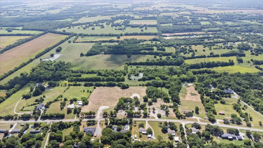 1988 F.m.- 2729, Whitewright, TX 75491 - Image #3