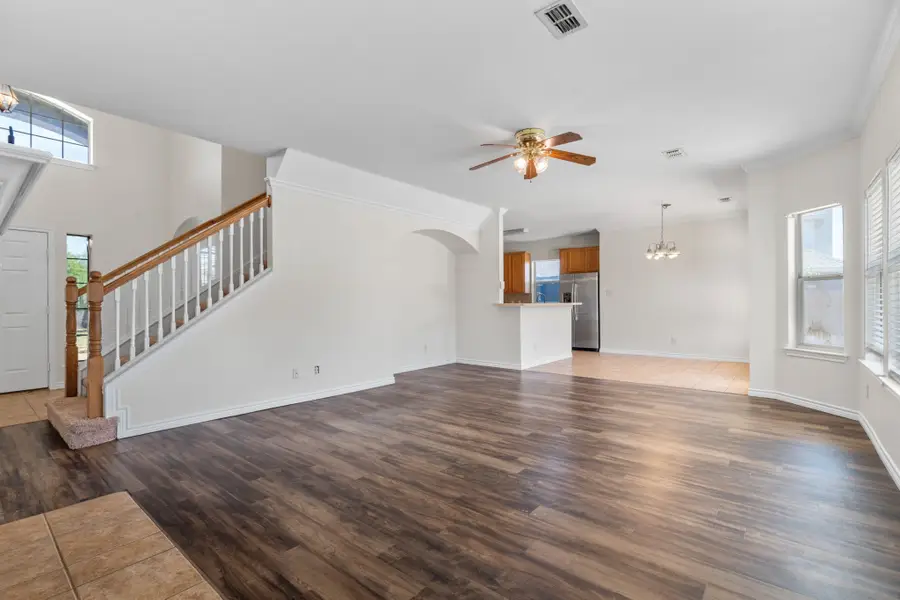 1030 Estates Drive, Kennedale, TX 76060 - Image #2